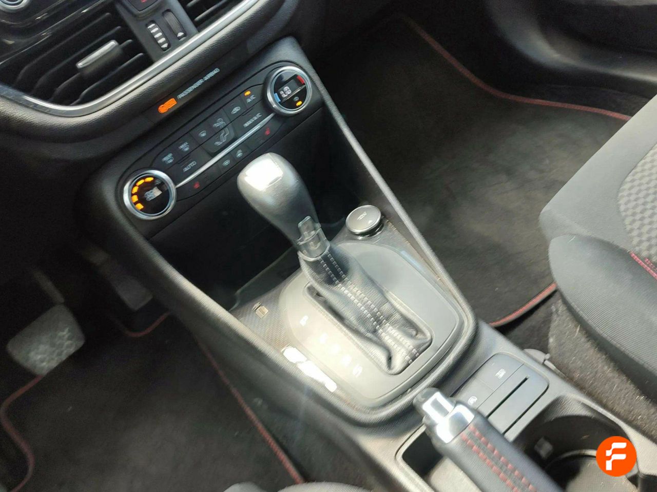 Foto Ford Fiesta 18