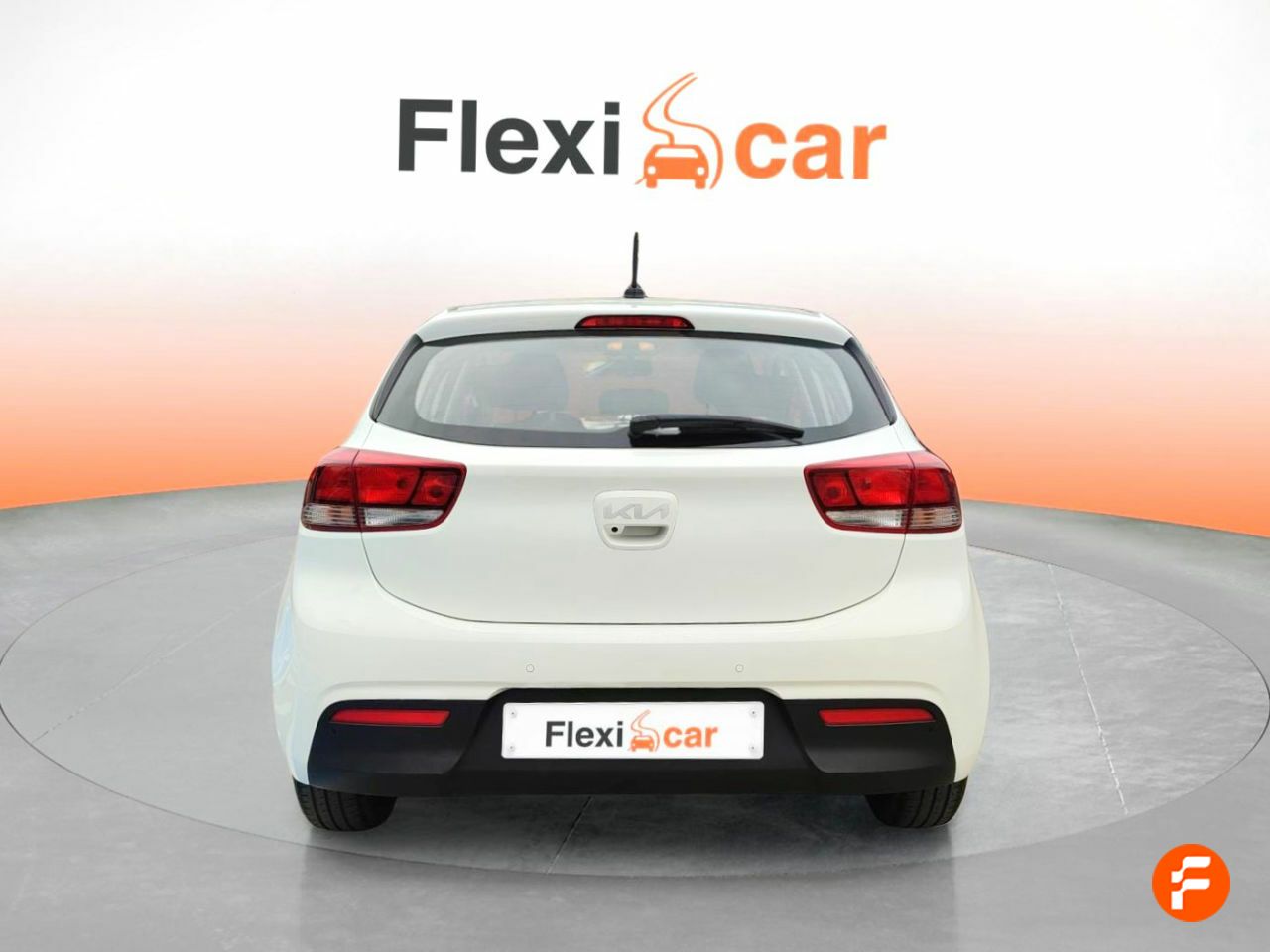 Foto Kia Rio 8