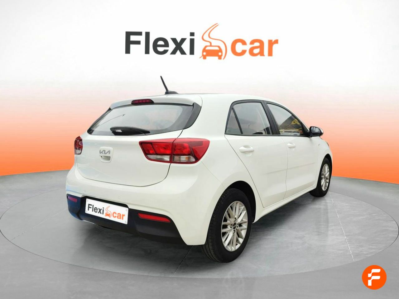 Foto Kia Rio 9