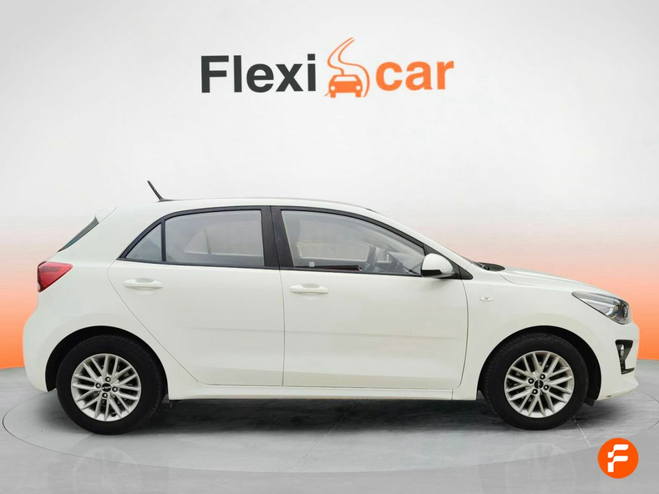 Foto Kia Rio 10