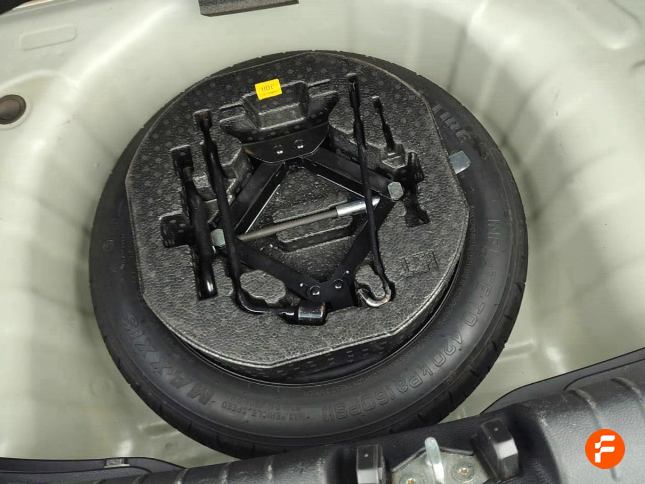 Foto Kia Rio 12