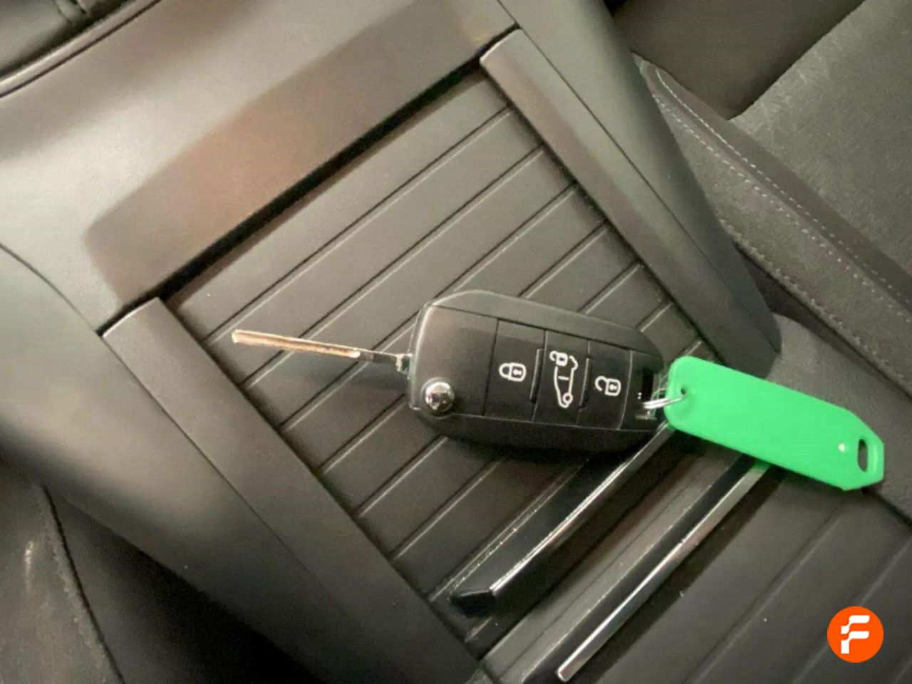 Foto Peugeot Rifter 17