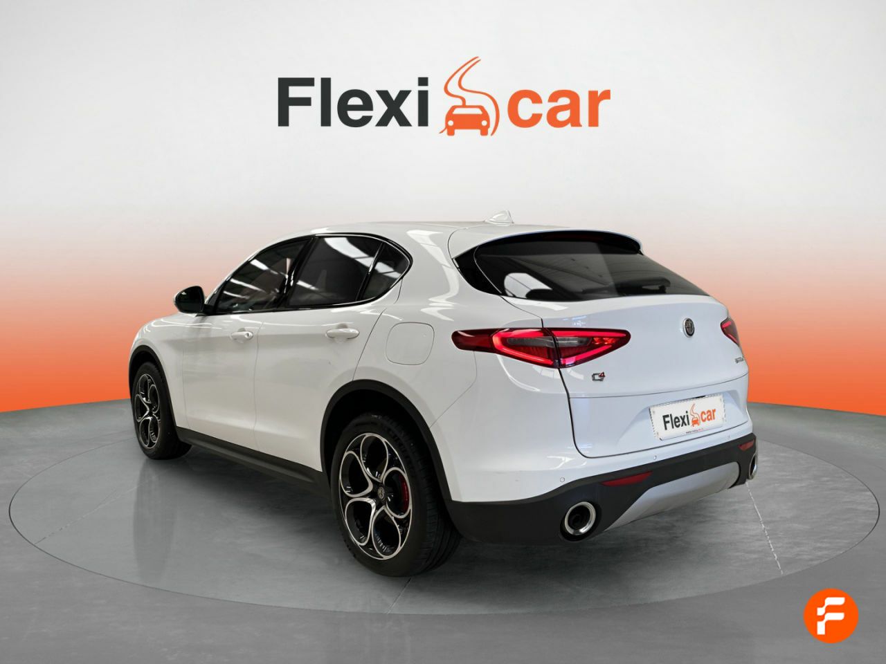 Foto Alfa Romeo Stelvio 5