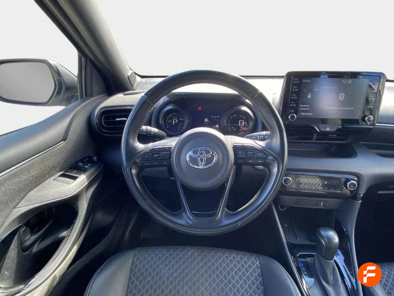 Foto Toyota Yaris 16