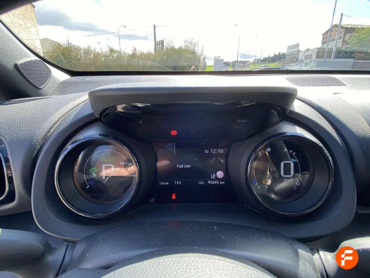 Foto Toyota Yaris 17