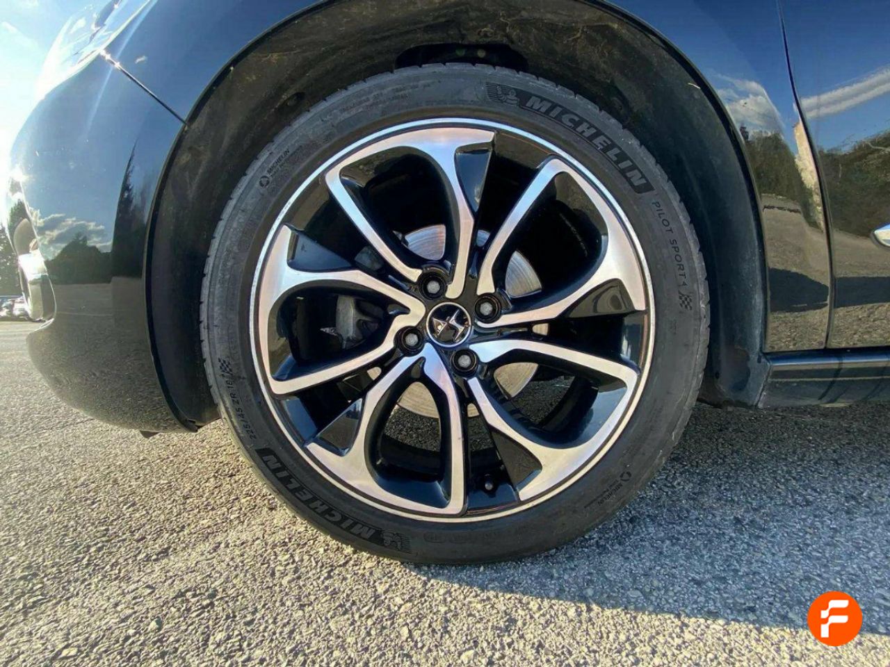 Foto DS Automobiles DS 4 23