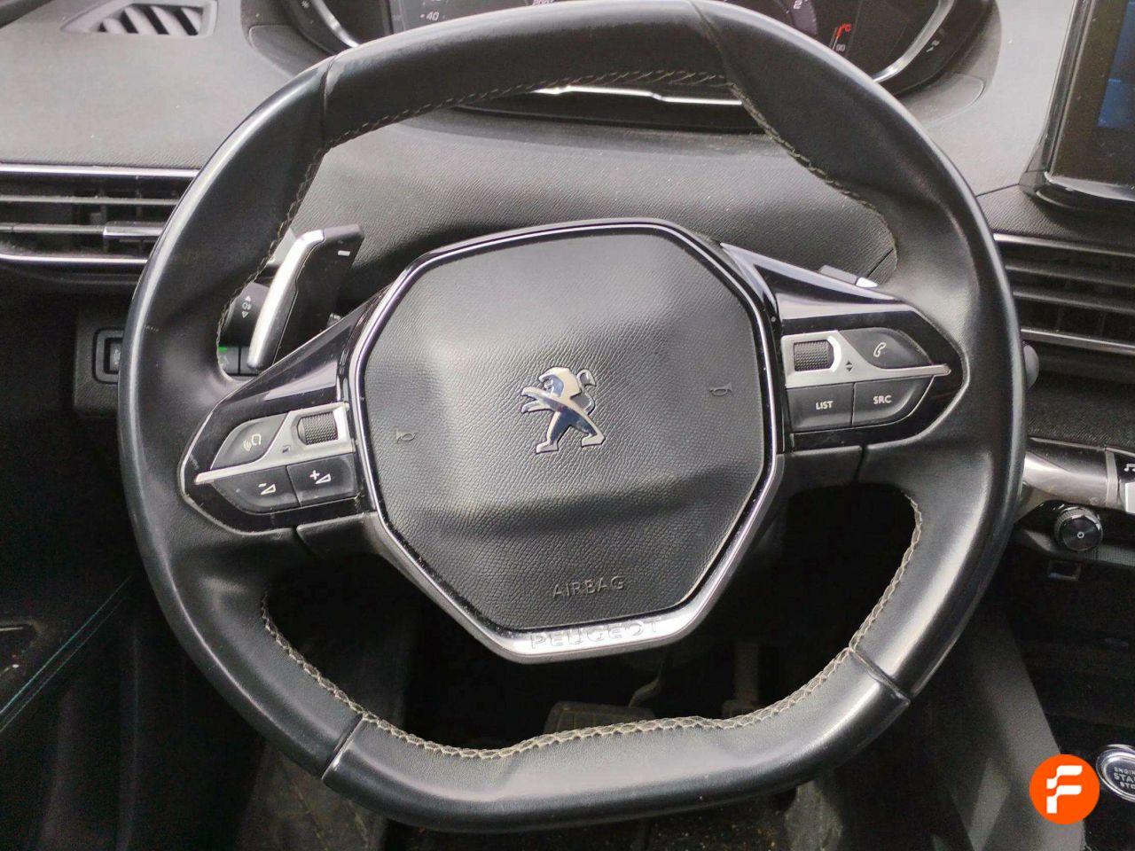 Foto Peugeot 5008 12