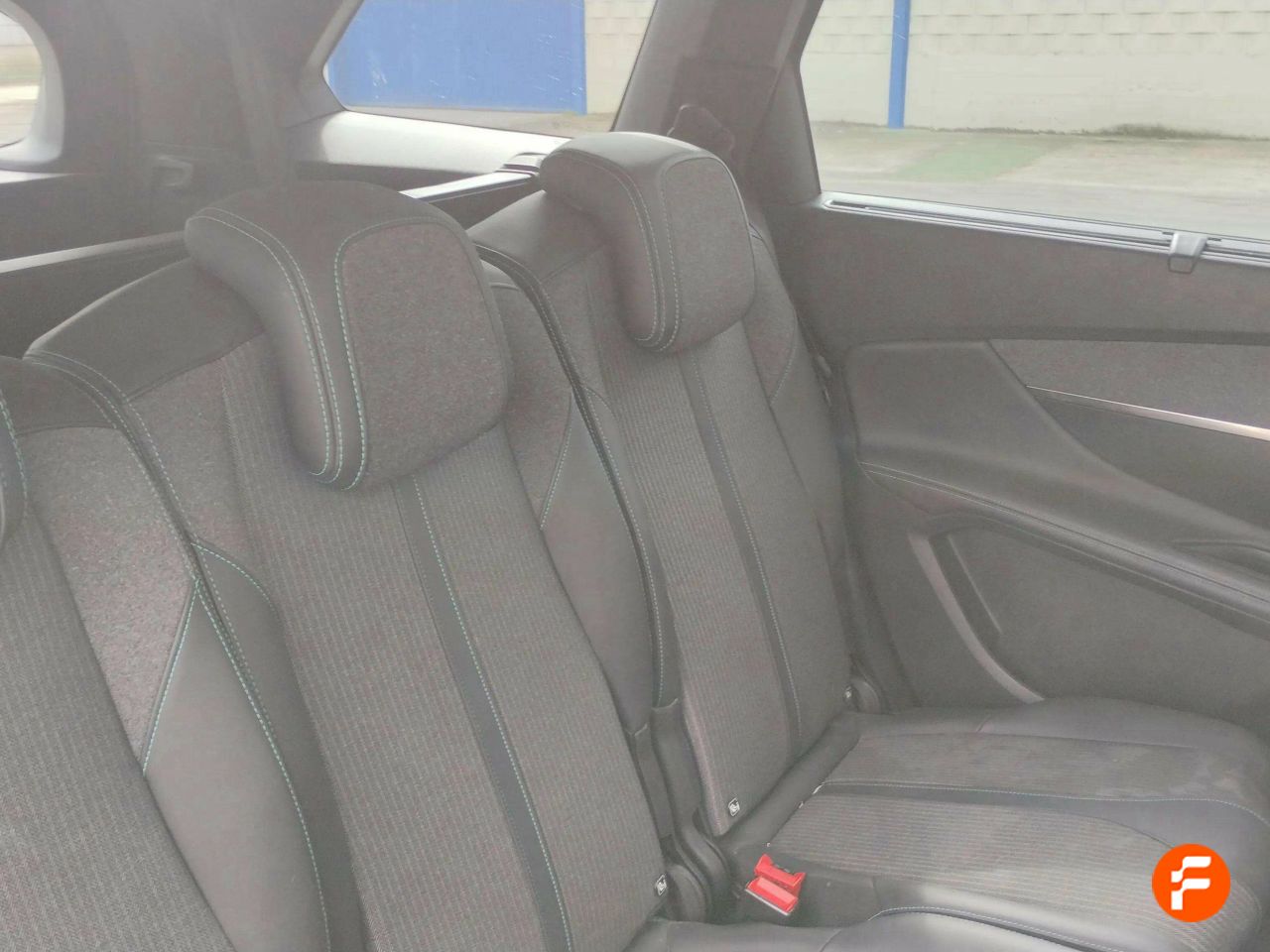 Foto Peugeot 5008 18
