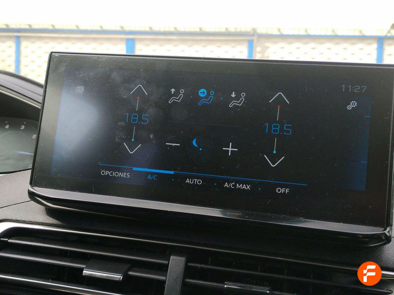 Foto Peugeot 5008 19