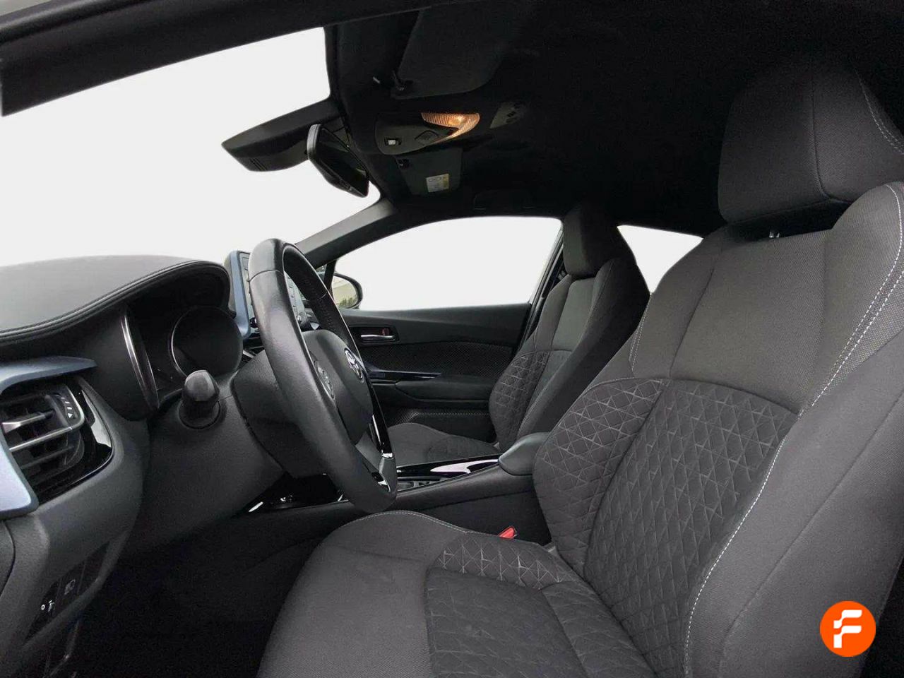 Foto Toyota C-HR 10
