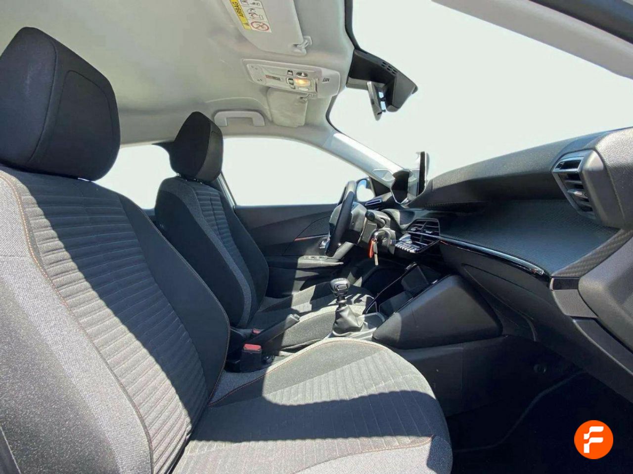 Foto Peugeot 2008 10