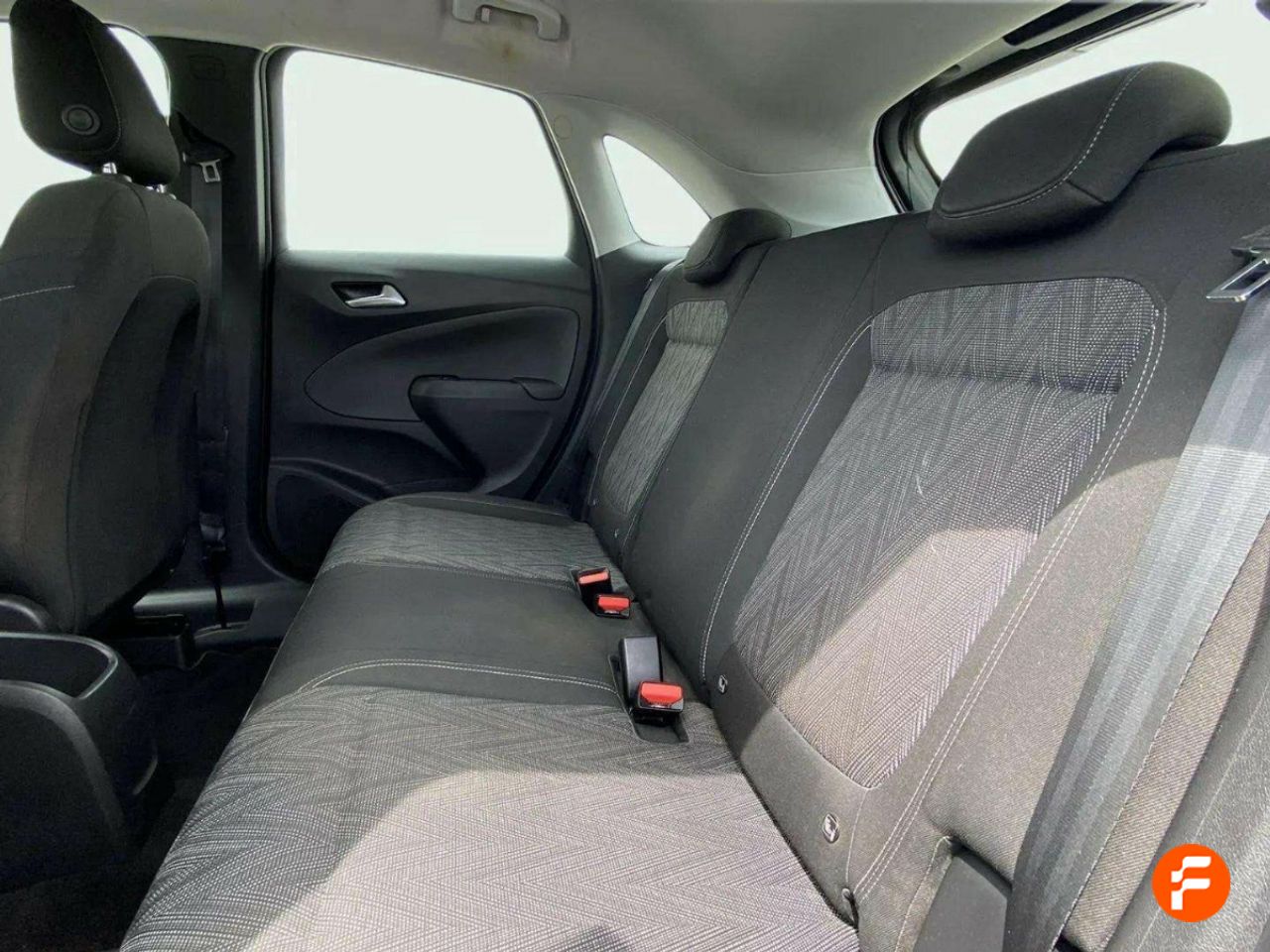 Foto Opel Crossland X 12