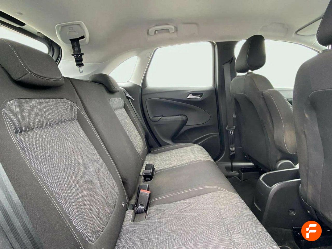 Foto Opel Crossland X 13