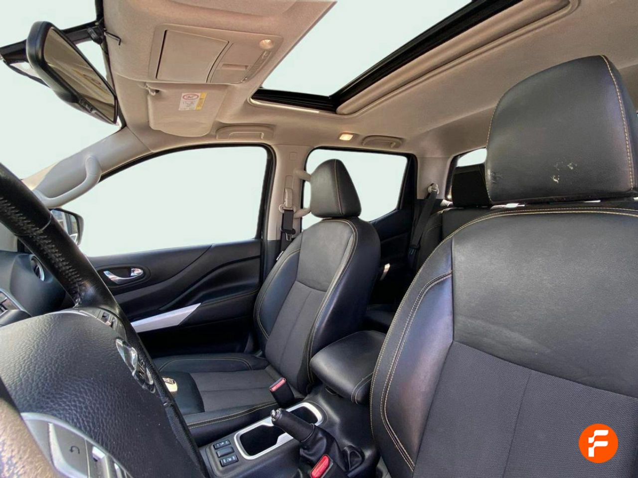 Foto Nissan Navara 12