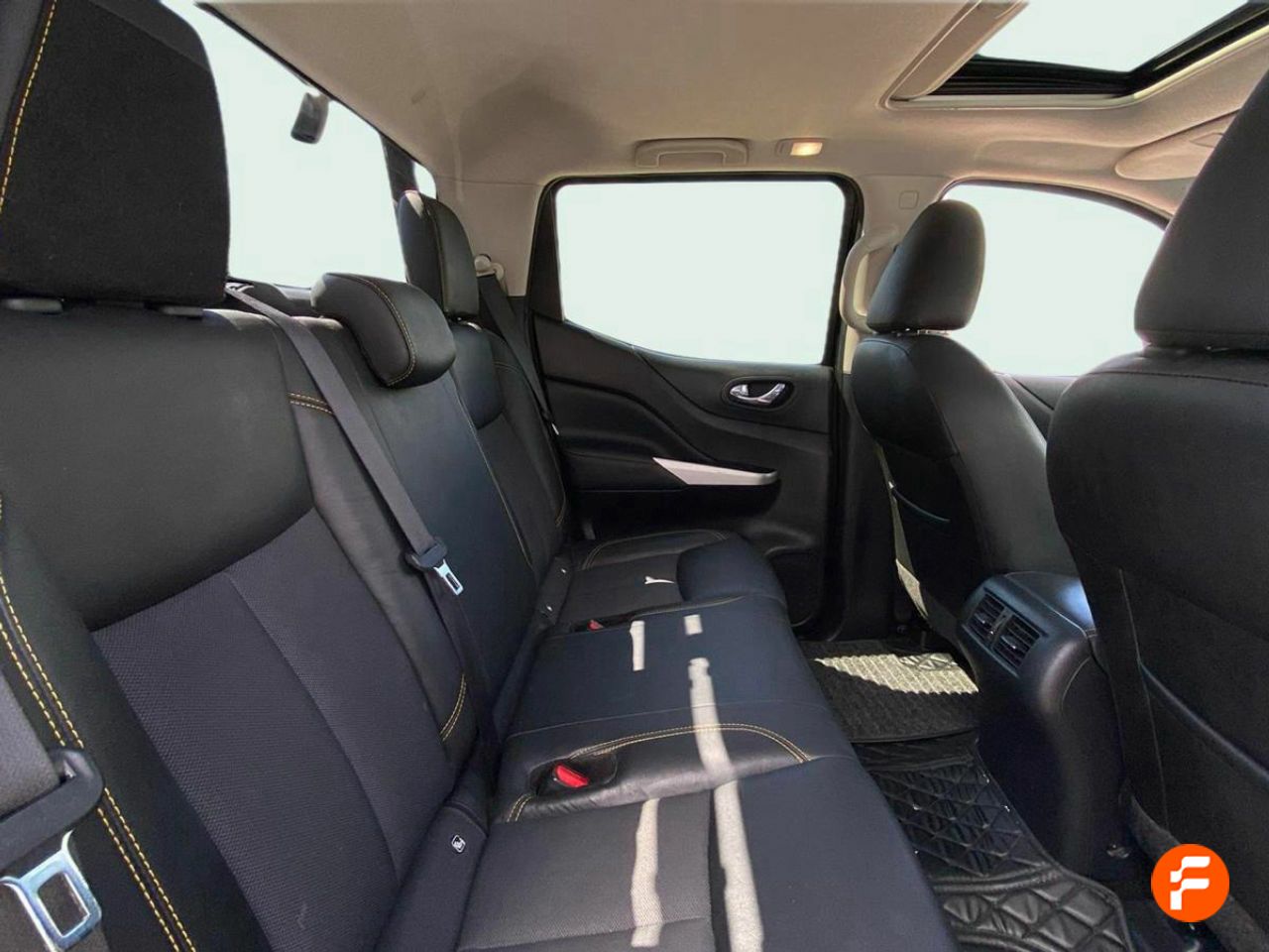 Foto Nissan Navara 15