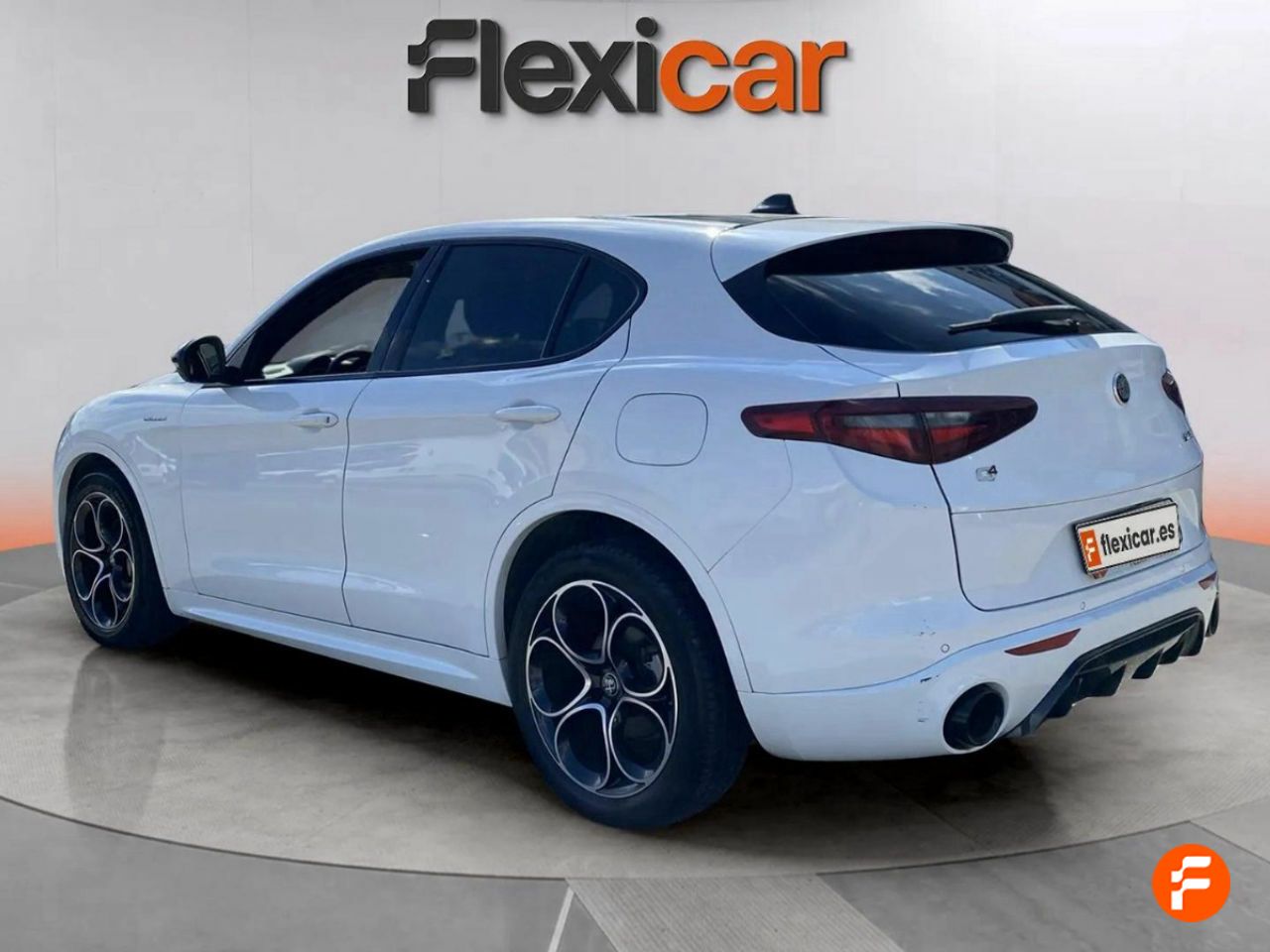 Foto Alfa Romeo Stelvio 5