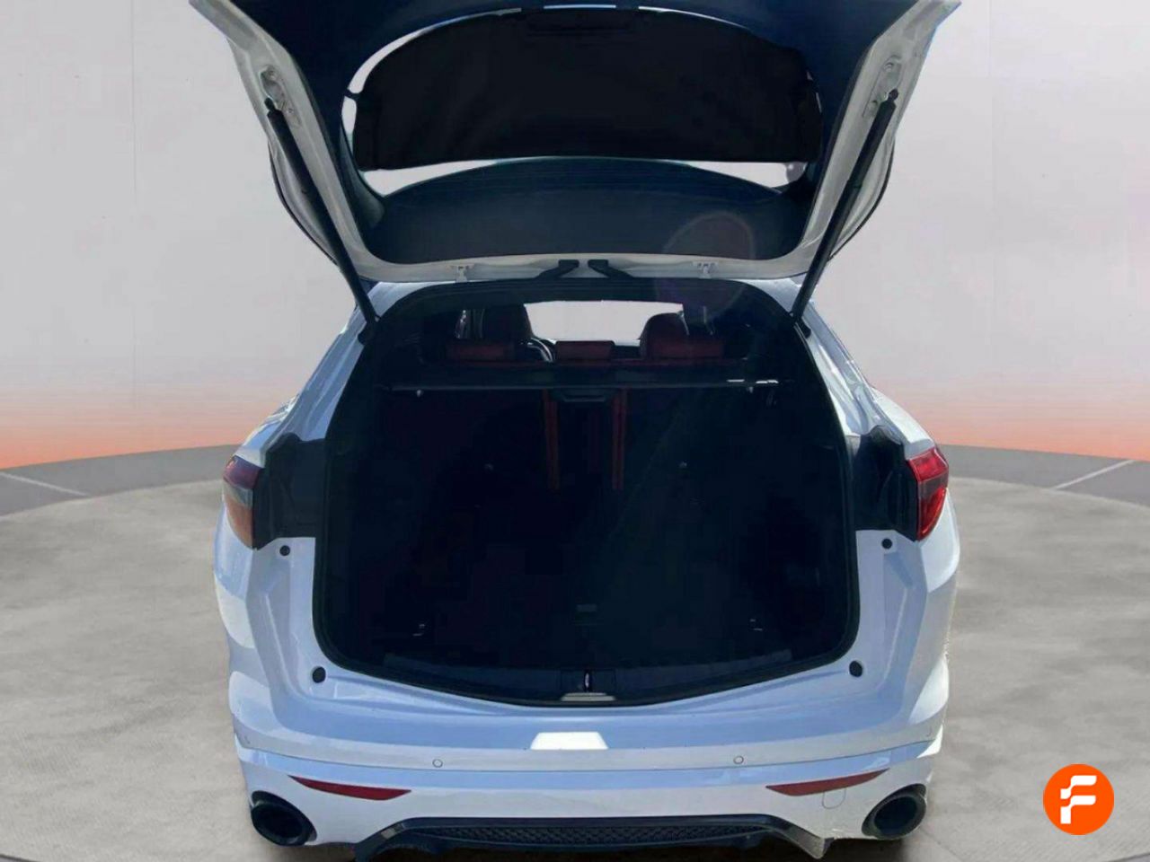 Foto Alfa Romeo Stelvio 8