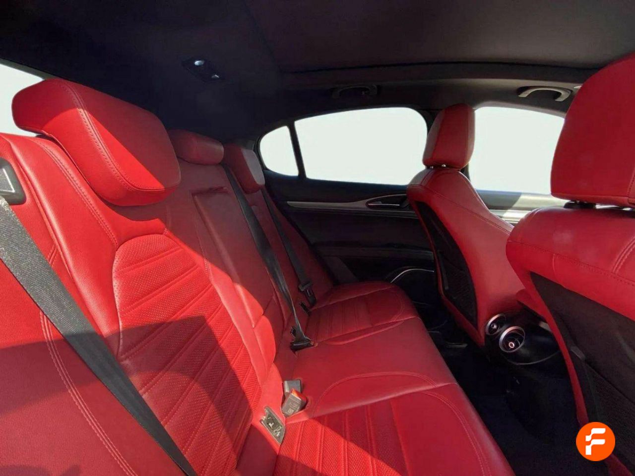 Foto Alfa Romeo Stelvio 13