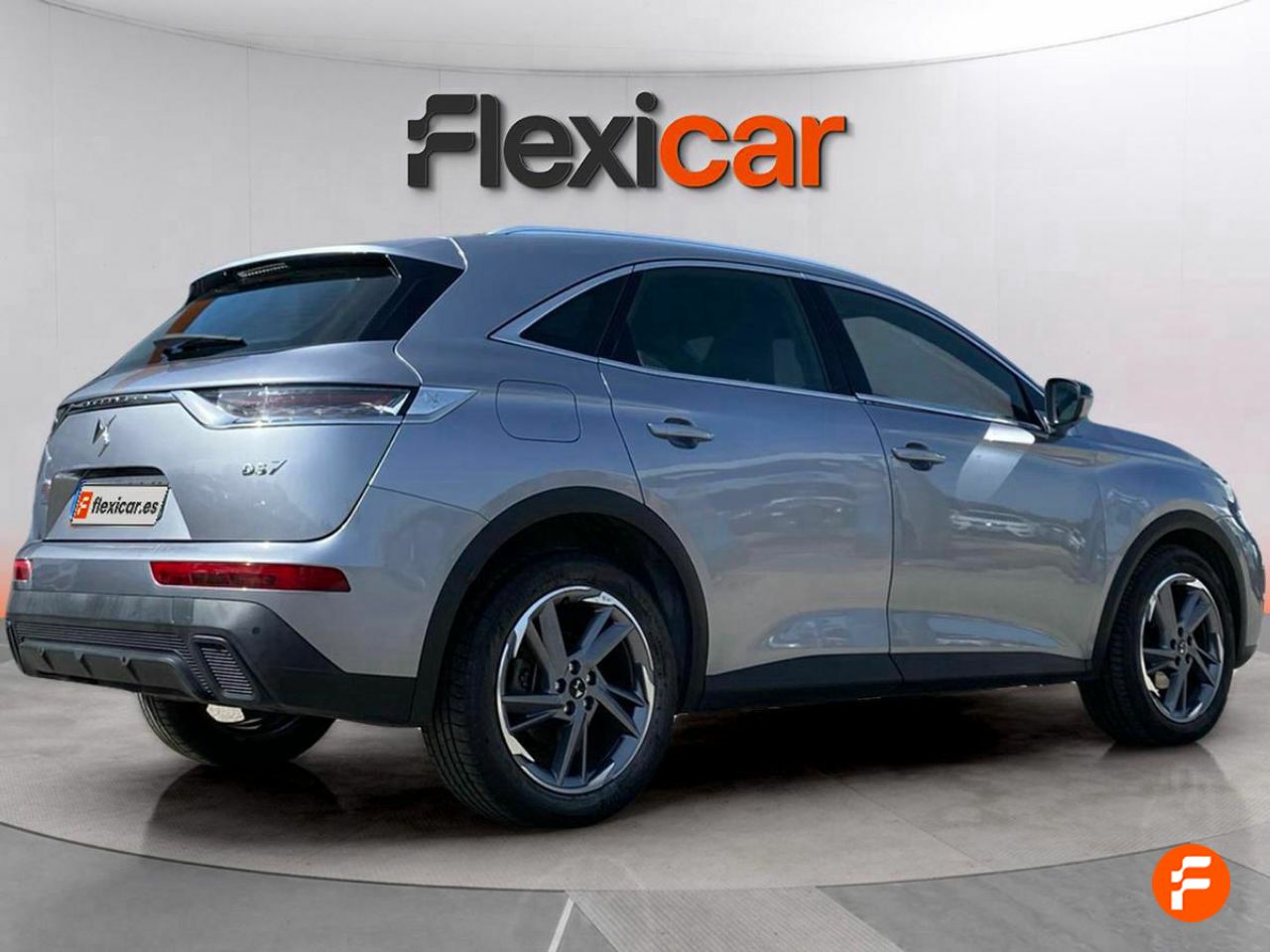 Foto DS Automobiles DS 7 8