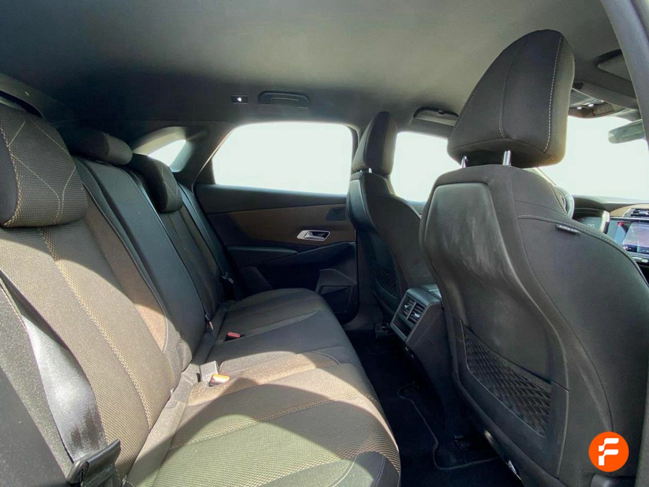 Foto DS Automobiles DS 7 13