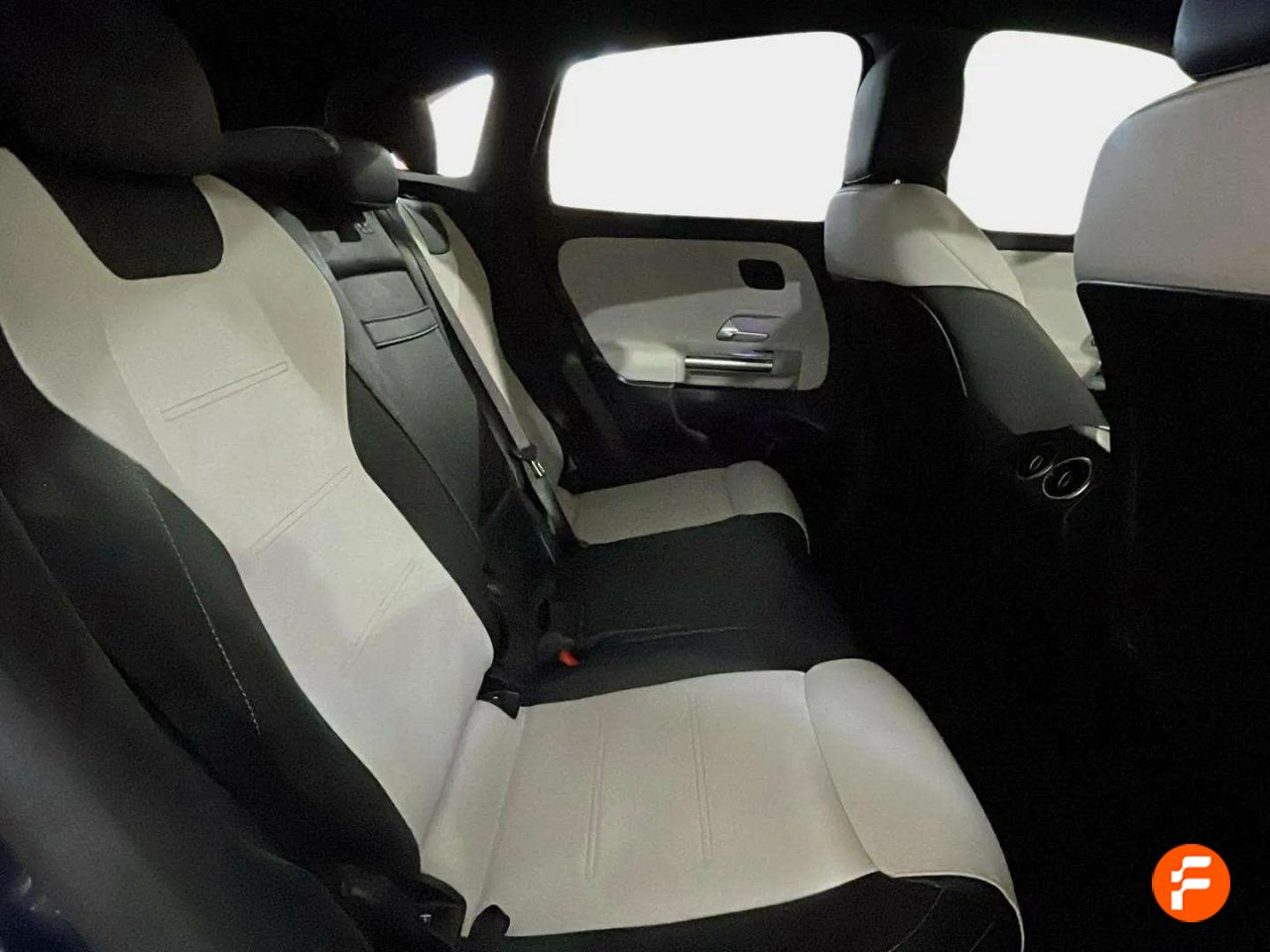 Foto Mercedes-Benz Clase GLA 22