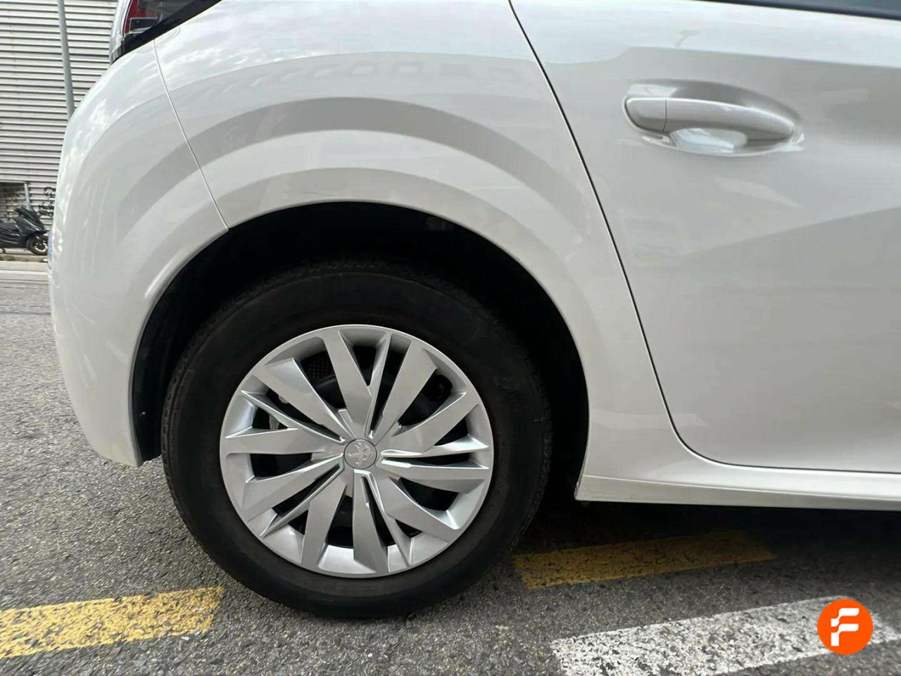 Foto Peugeot 208 19