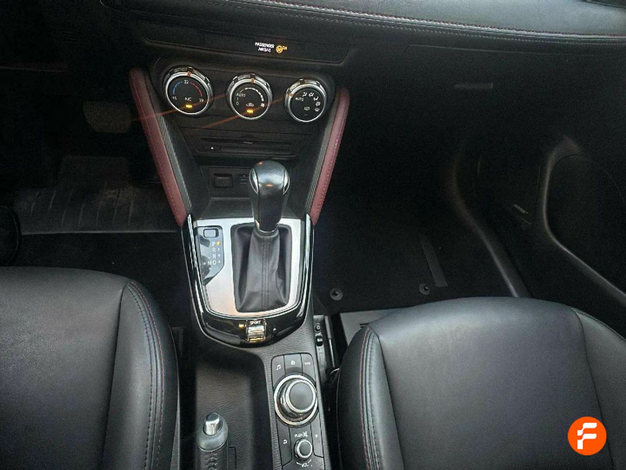 Foto Mazda CX-3 14