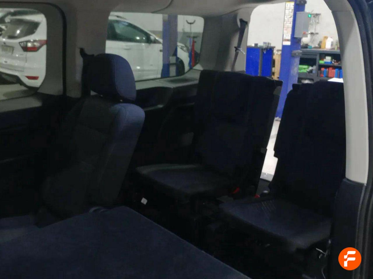 Foto Ford Tourneo Connect 22
