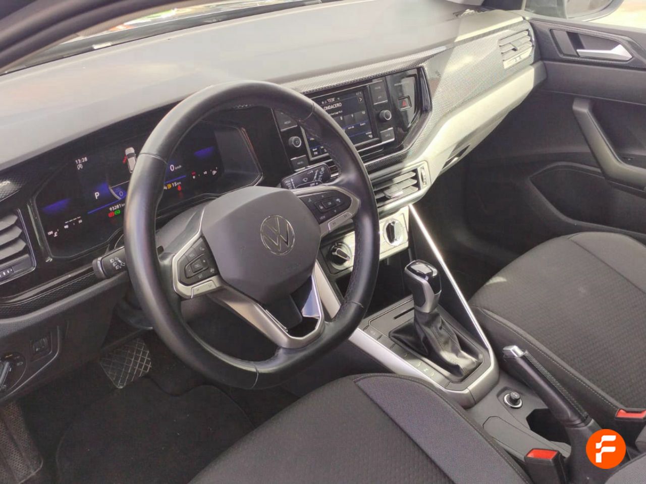 Foto Volkswagen Taigo 11