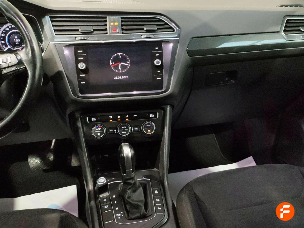 Foto Volkswagen Tiguan 8