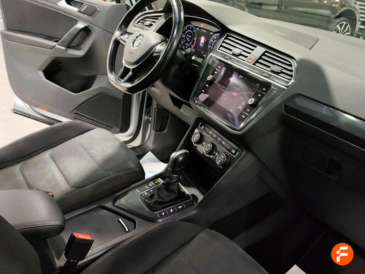 Foto Volkswagen Tiguan 19