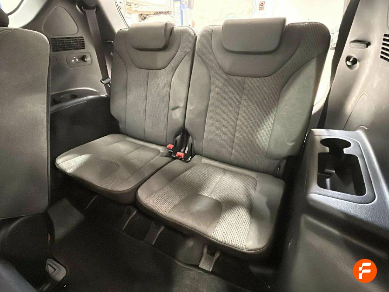 Foto Hyundai Santa Fe 25