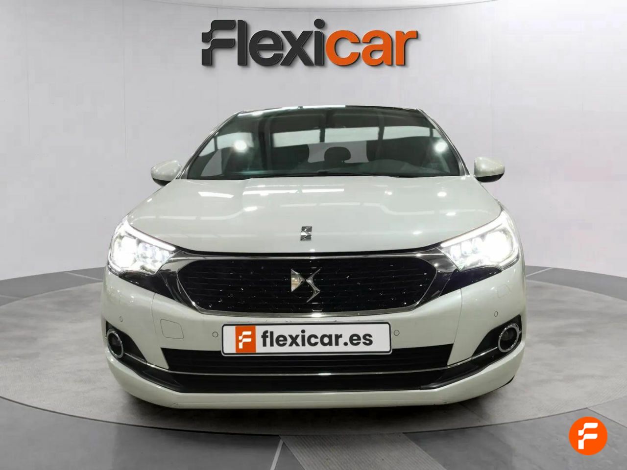 Foto DS Automobiles DS 4 4