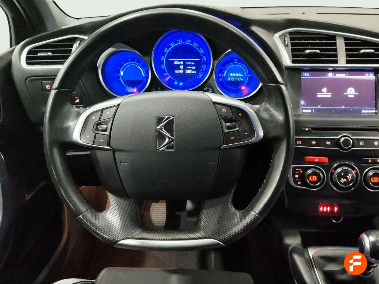 Foto DS Automobiles DS 4 13