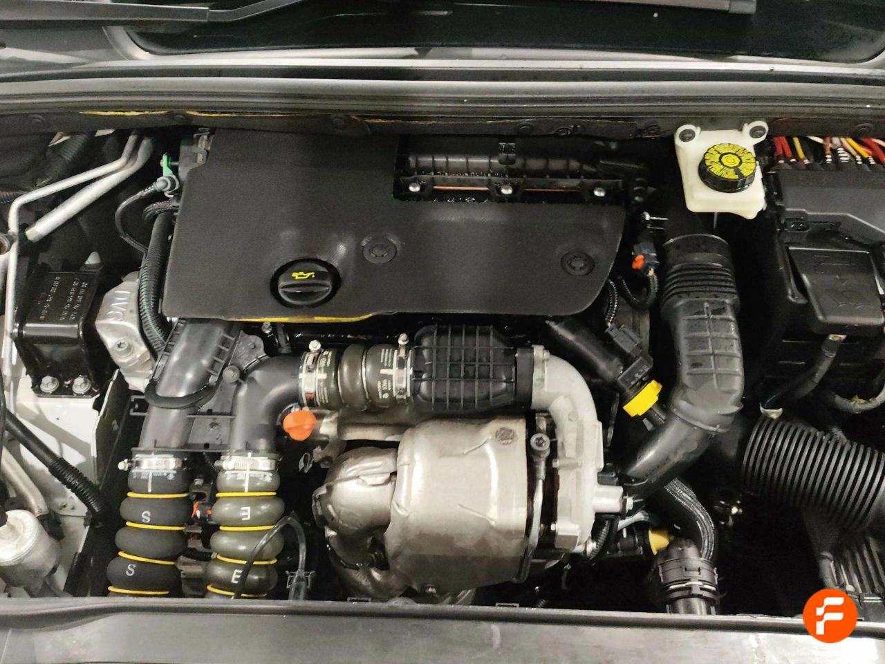 Foto DS Automobiles DS 4 17