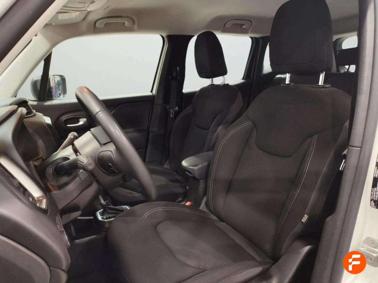 Foto Jeep Renegade 13