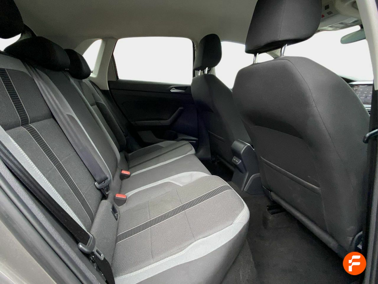Foto Volkswagen Polo 13