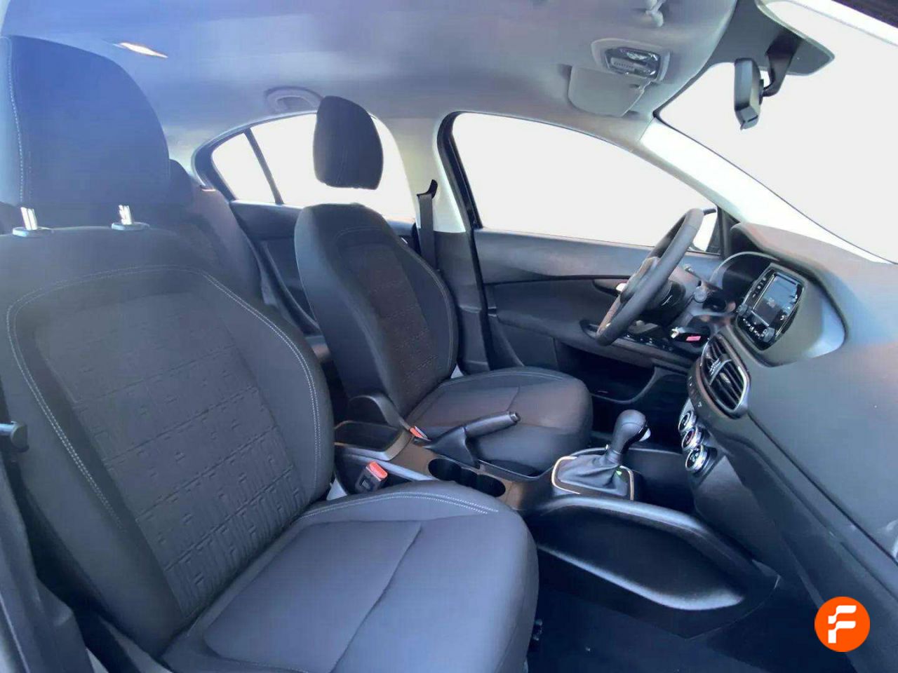 Foto Fiat Tipo 12
