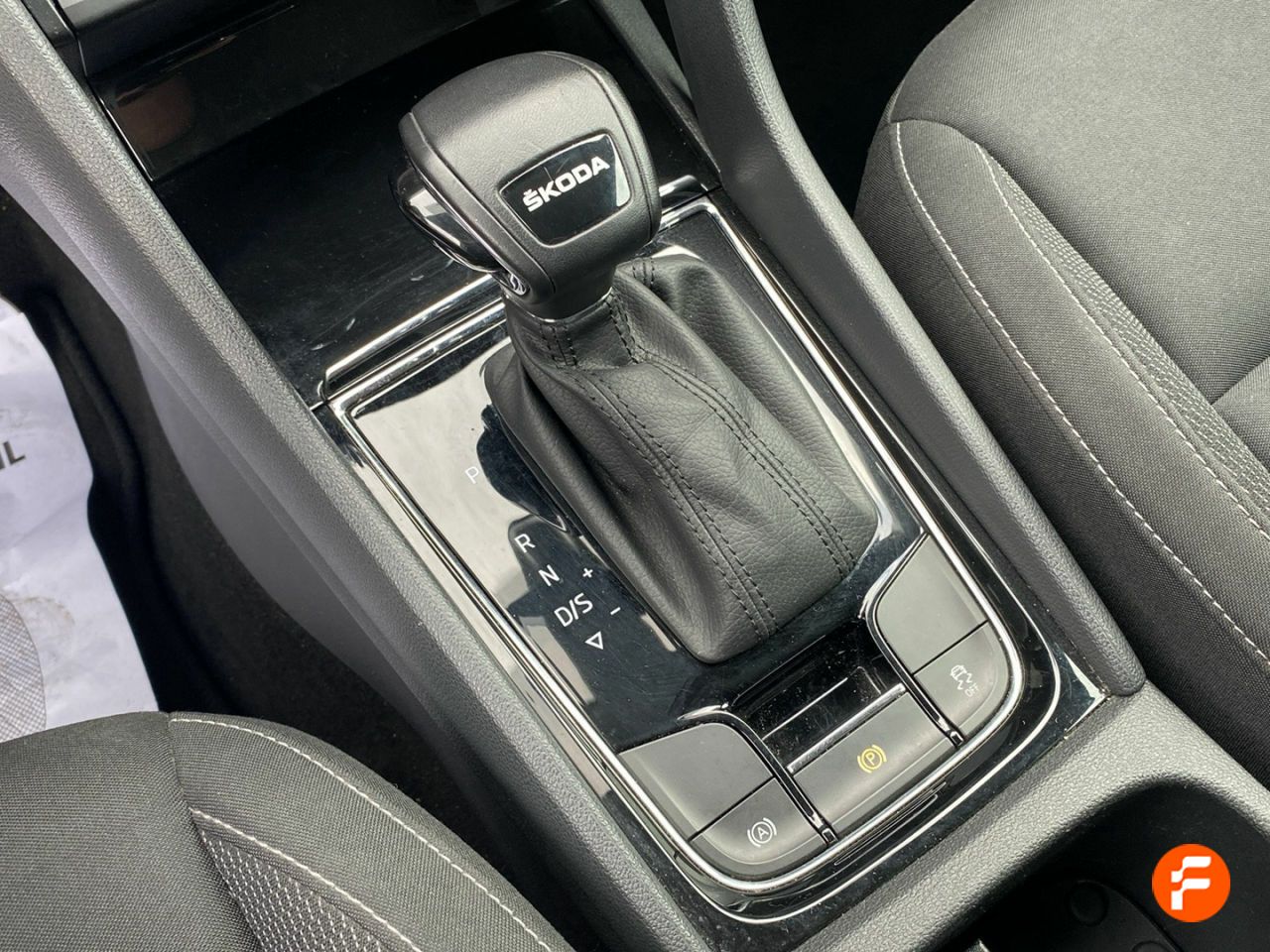Foto Skoda Karoq 8