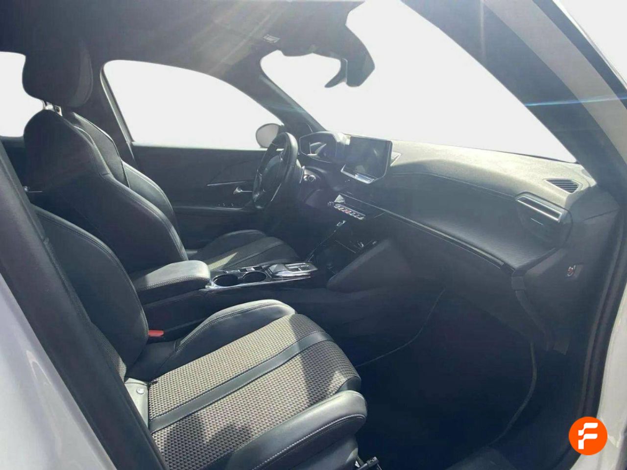 Foto Peugeot 2008 10