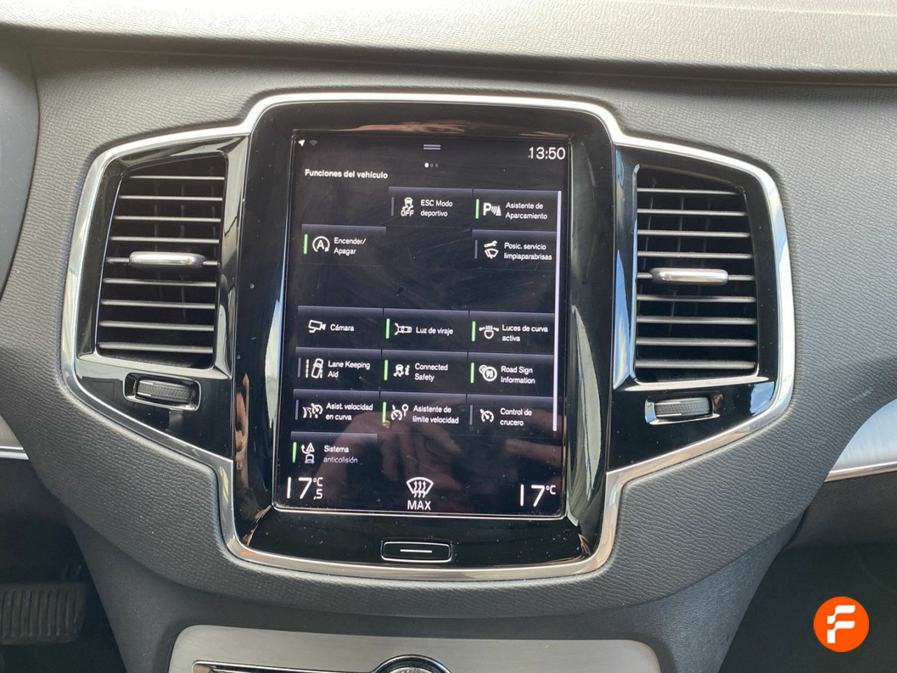 Foto Volvo XC90 11