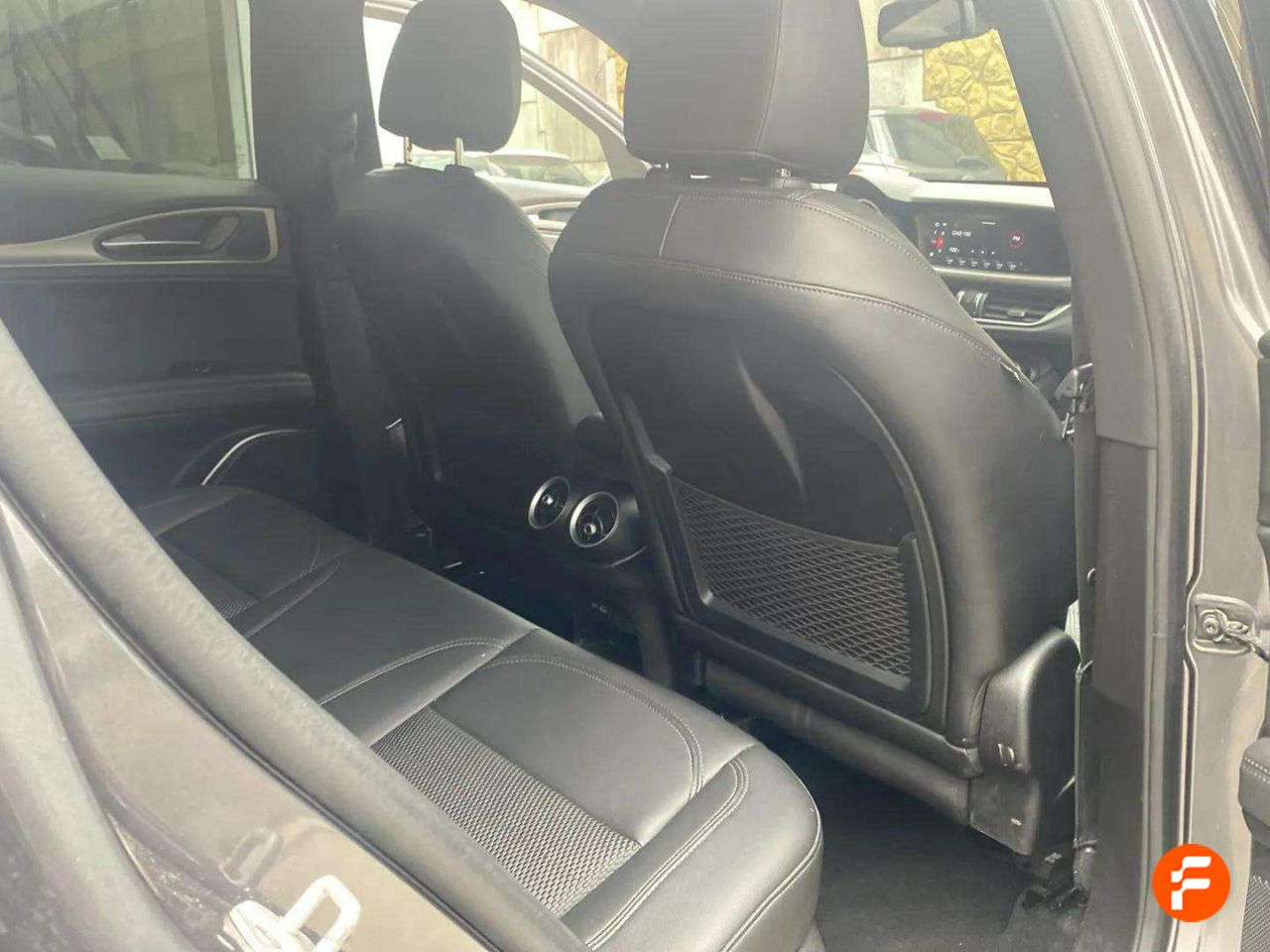 Foto Alfa Romeo Stelvio 21