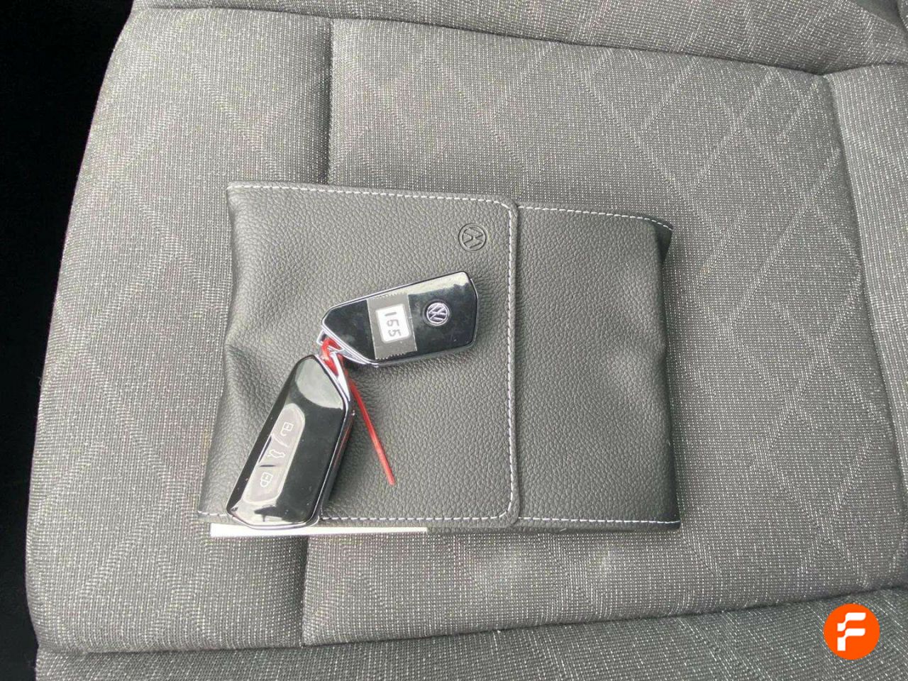 Foto Volkswagen Golf 23
