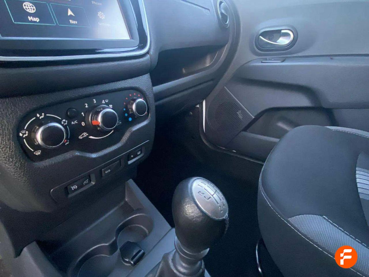Foto Dacia Lodgy 11