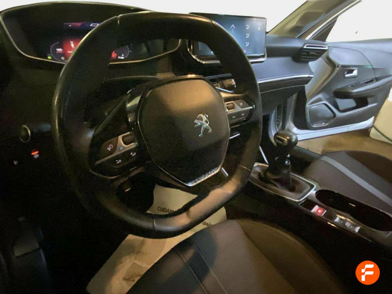 Foto Peugeot 208 7