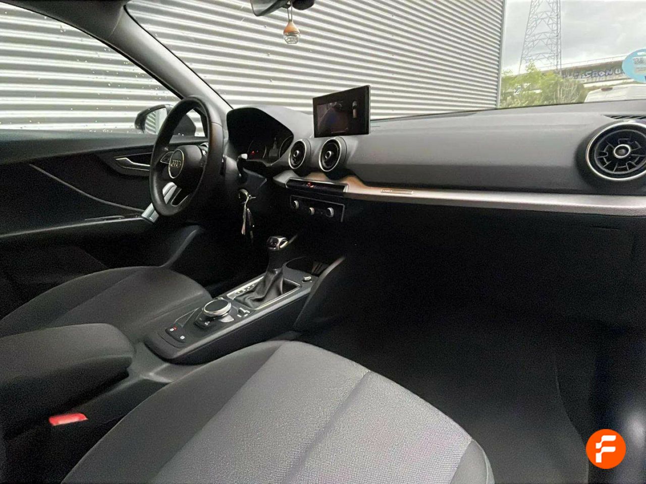 Foto Audi Q2 11