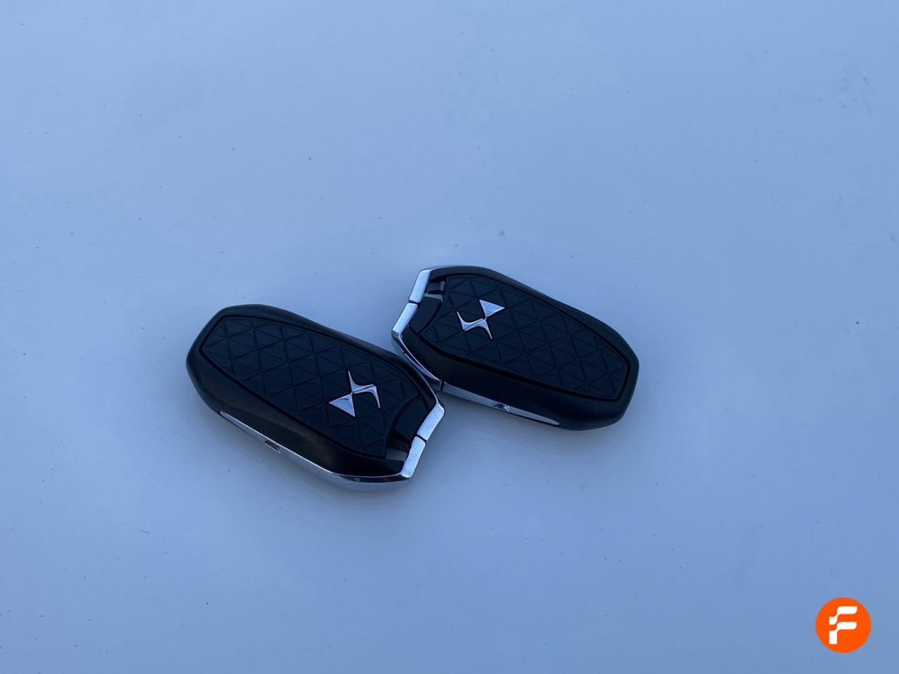 Foto DS Automobiles DS 3 19