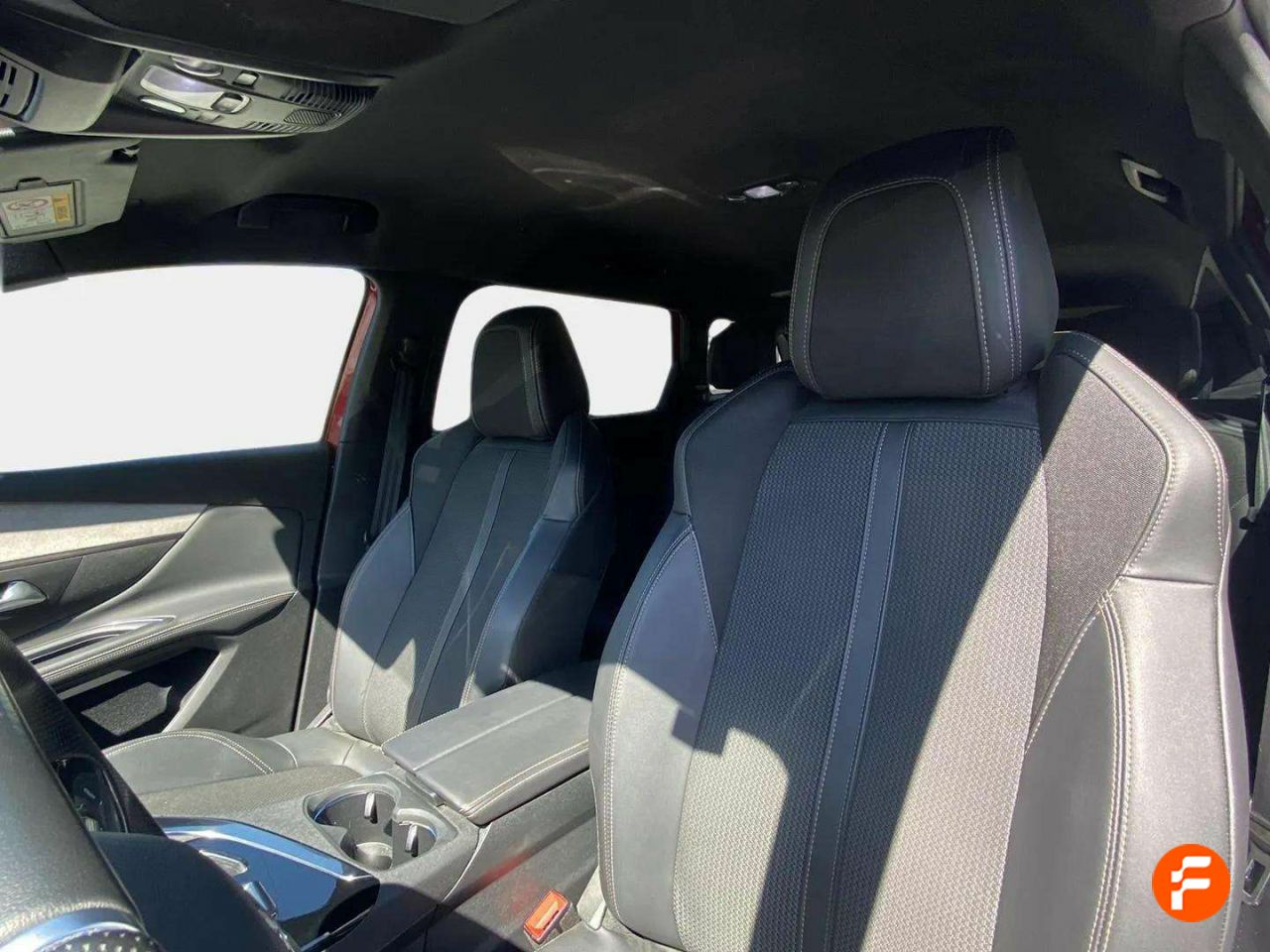 Foto Peugeot 5008 11