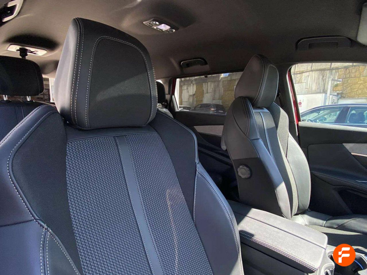 Foto Peugeot 5008 12