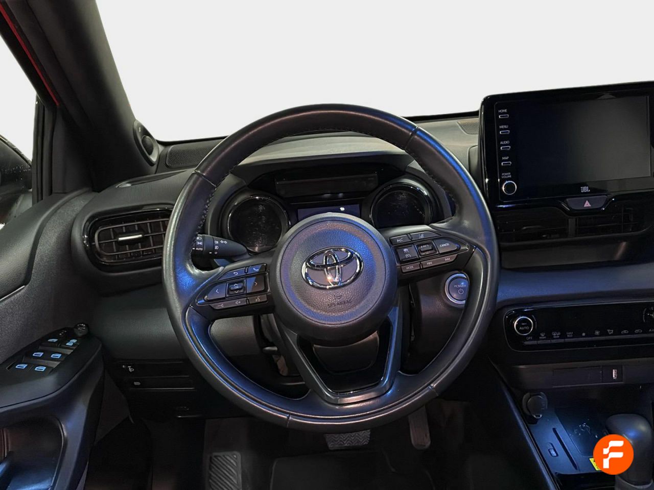 Foto Toyota Yaris 14